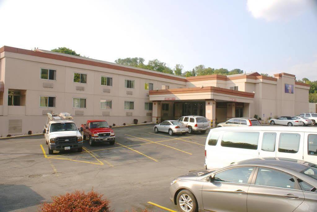 Comfort Inn & Suites Pittsburgh Gibsonia Exterior photo